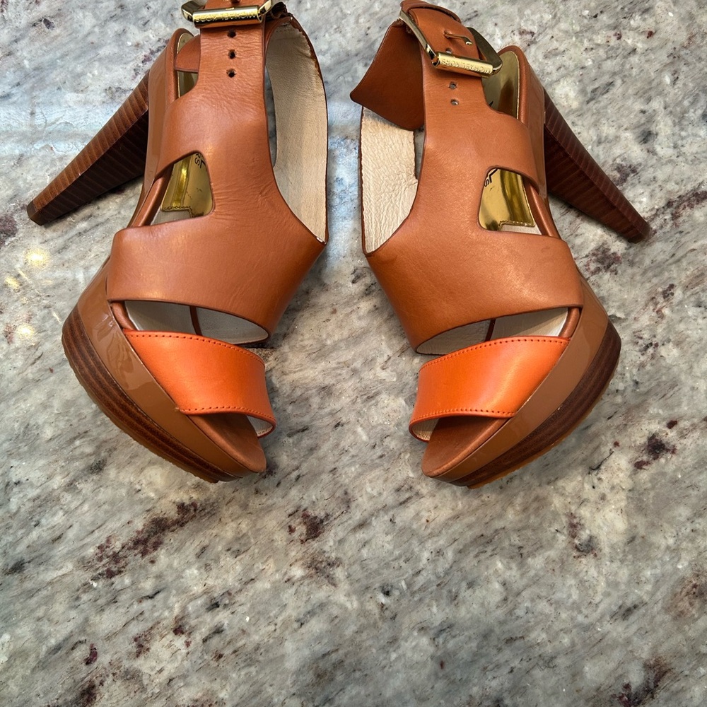 Michael Kors Tan and Orange Leather Sandals with Chunky Block Heel